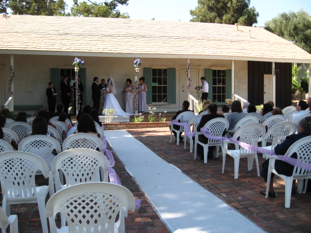 617x456 pixels (144K)